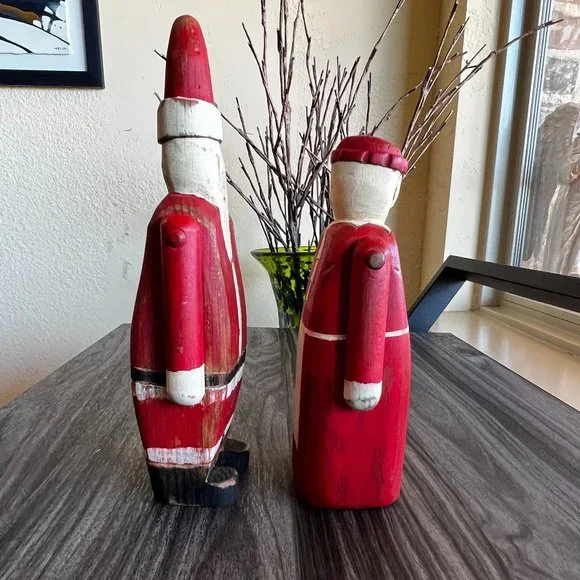 Wolf Creek Folk Art Santa & Mrs Claus Figure Hand Carved & Painted Wood - Picture 10 of 15